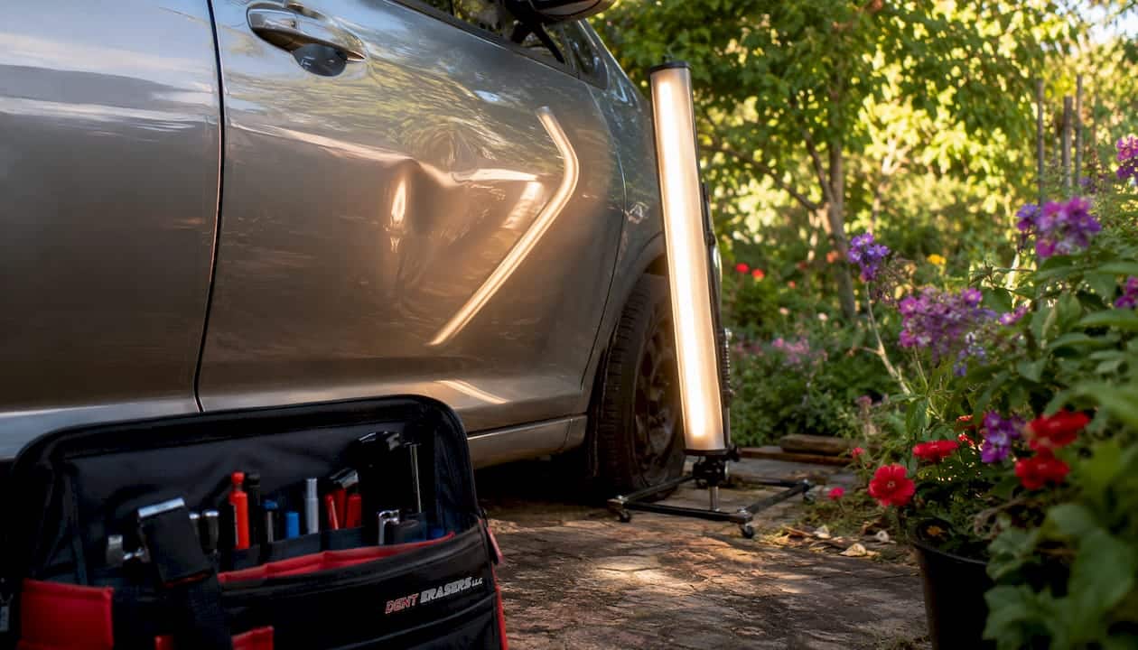 Home Driveway Dent Repair Setup: 2026 DIY Guide 1 Before And After Dent Repair Lighting Technique